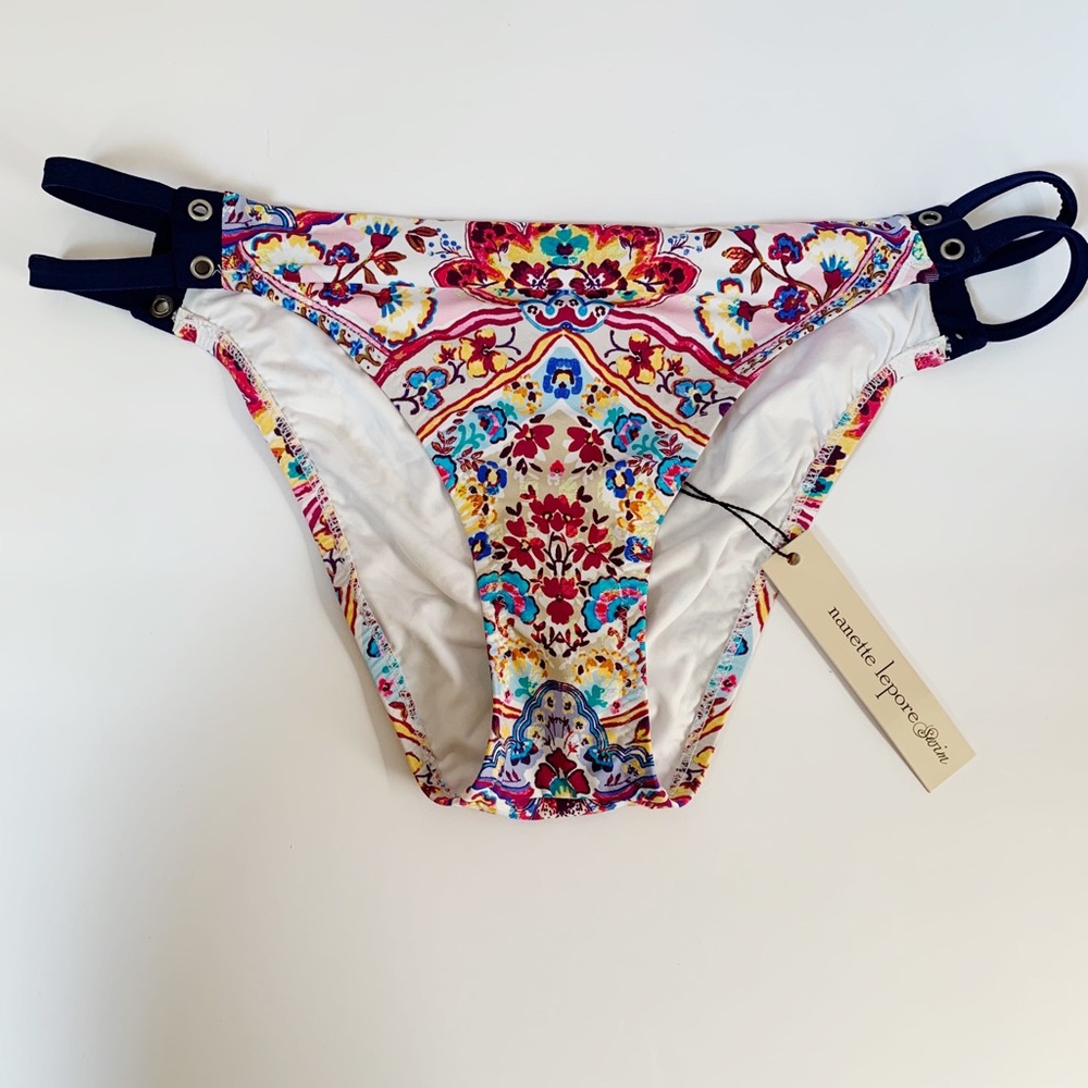 NWT Nanette Lepore Bikini Bottom- L